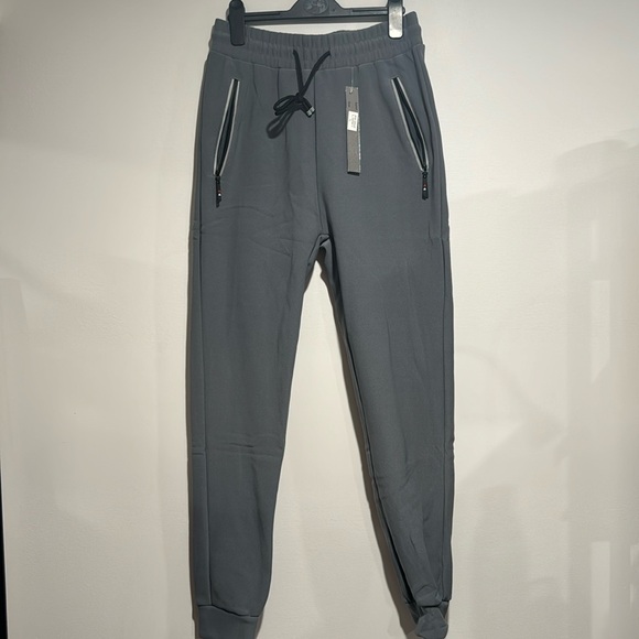JOGGERS - Picture 1 of 8